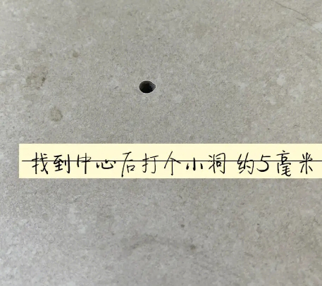 勐腊瓷砖空鼓维修公司专业解答在瓷砖铺贴过程中，如果砂料搅拌不均匀，将会带来以下问题